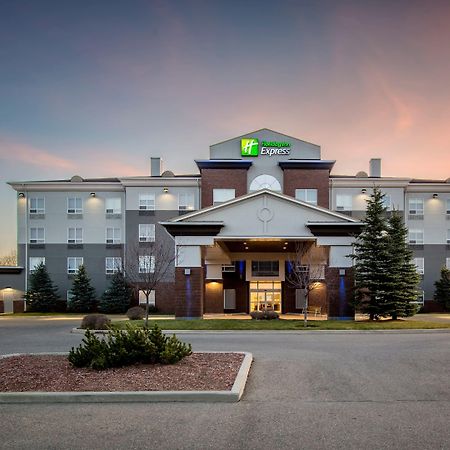 Holiday Inn Express Airdrie By Ihg מראה חיצוני תמונה